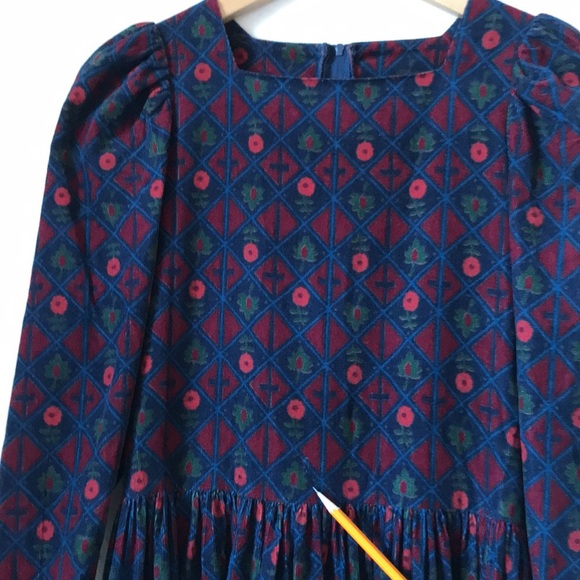 Laura Ashley Vintage Diamond/Floral Corduroy Dress Navy/Red/Green w/Belt Sz US 8 - Picture 16 of 17